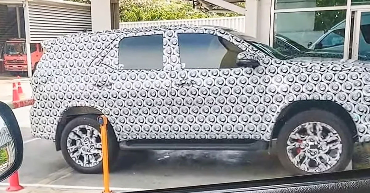 2023 Toyota Fortuner Spied Testing