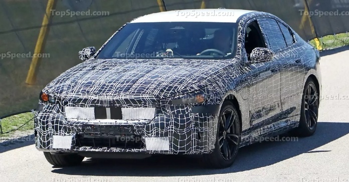 BMW 5 Series Spied: What we can tell