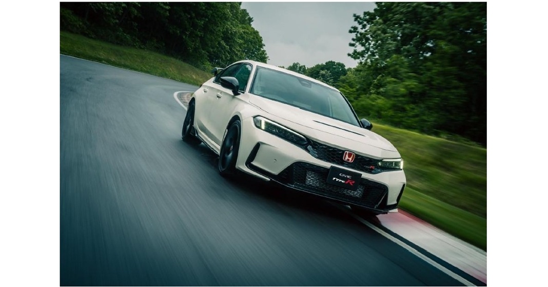 Sixthgen Honda Civic Type R unveiled globally