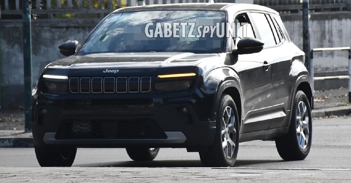 Jeep Avenger ICE SUV spied testing