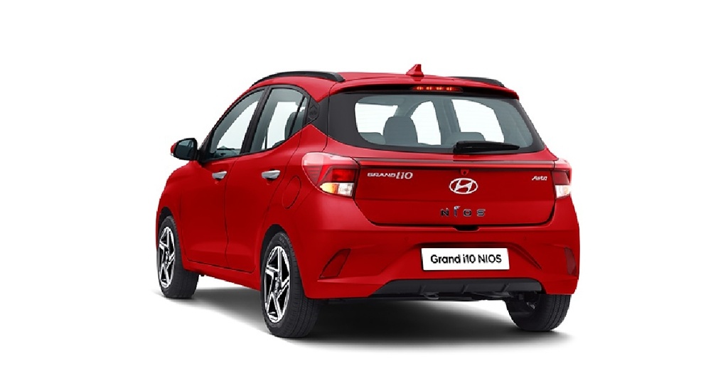 Hyundai Grand i10 Nios facelift unveiled, to be launched at Auto Expo