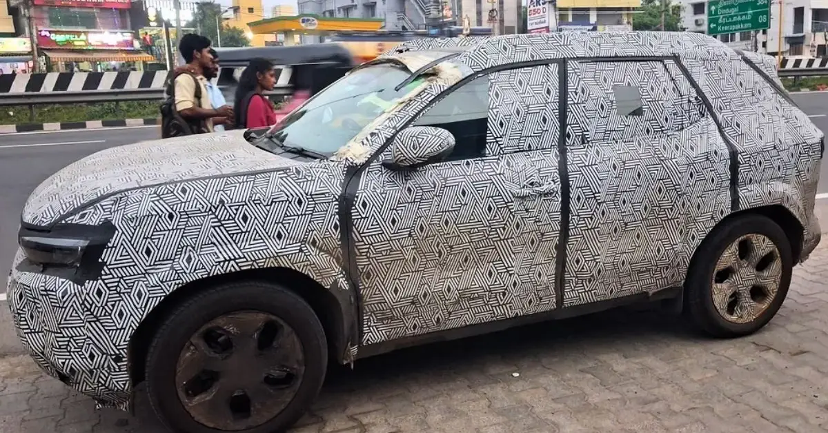 Renault Duster spotted testing ahead of Jan 26 debut 2 Renault Duster: What to expect?