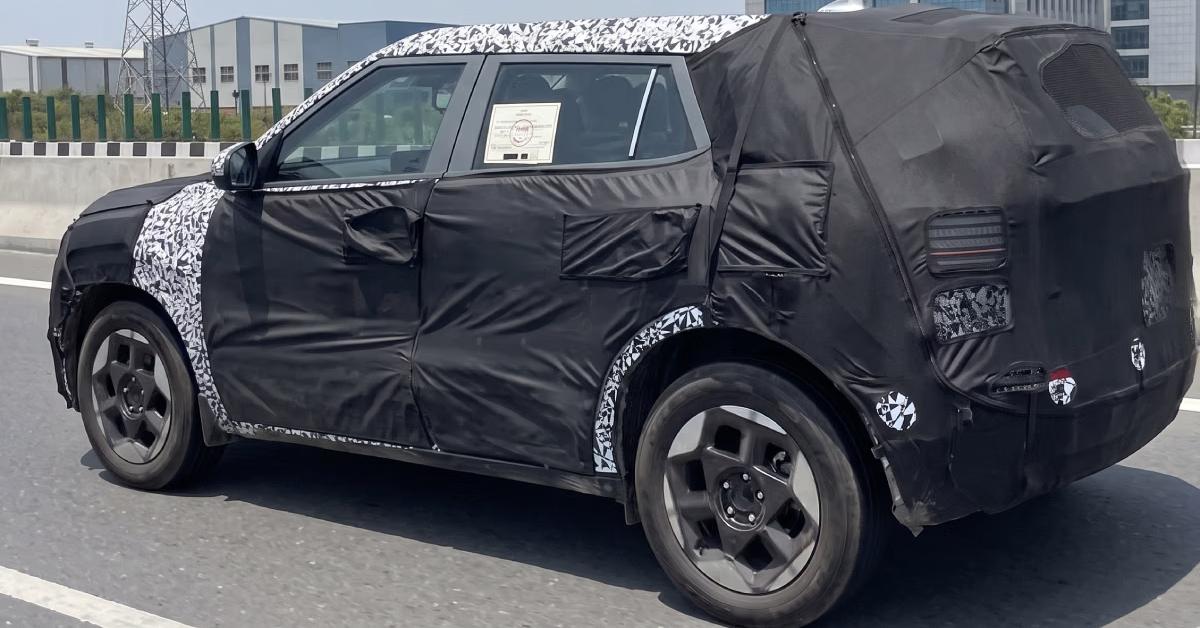 Second-gen Kia Sonet spotted testing in Haryana 2 2nd-gen Kia Sonet: What do the spy shots suggest?