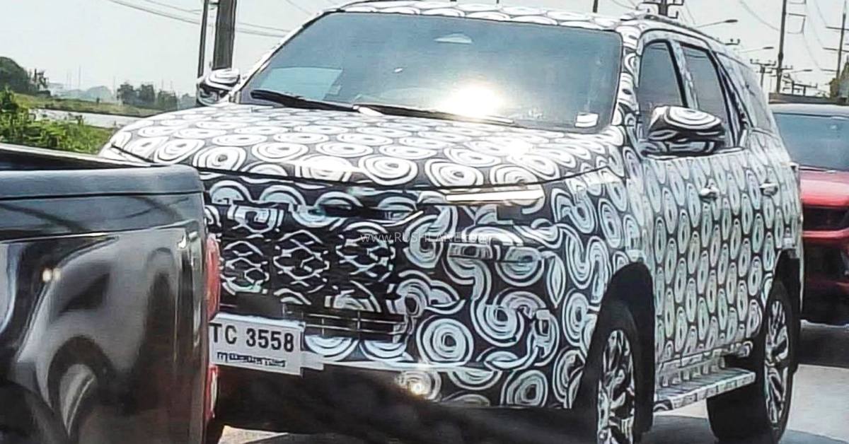 2027 Toyota Fortuner spotted on a road test in Thailand 1 Next-gen Toyota Fortuner: What do the spy shots suggest?